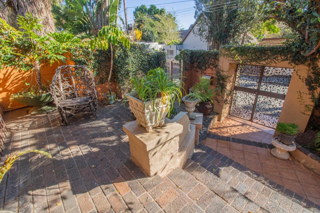 Charlie'S Spot - The Gardens Hotel Johannesburg Kültér fotó